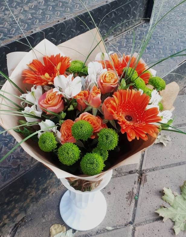 Букет цветов из: Герберы, Хризантемы, Альстромерии и Розы в Кольцово Свердловская область