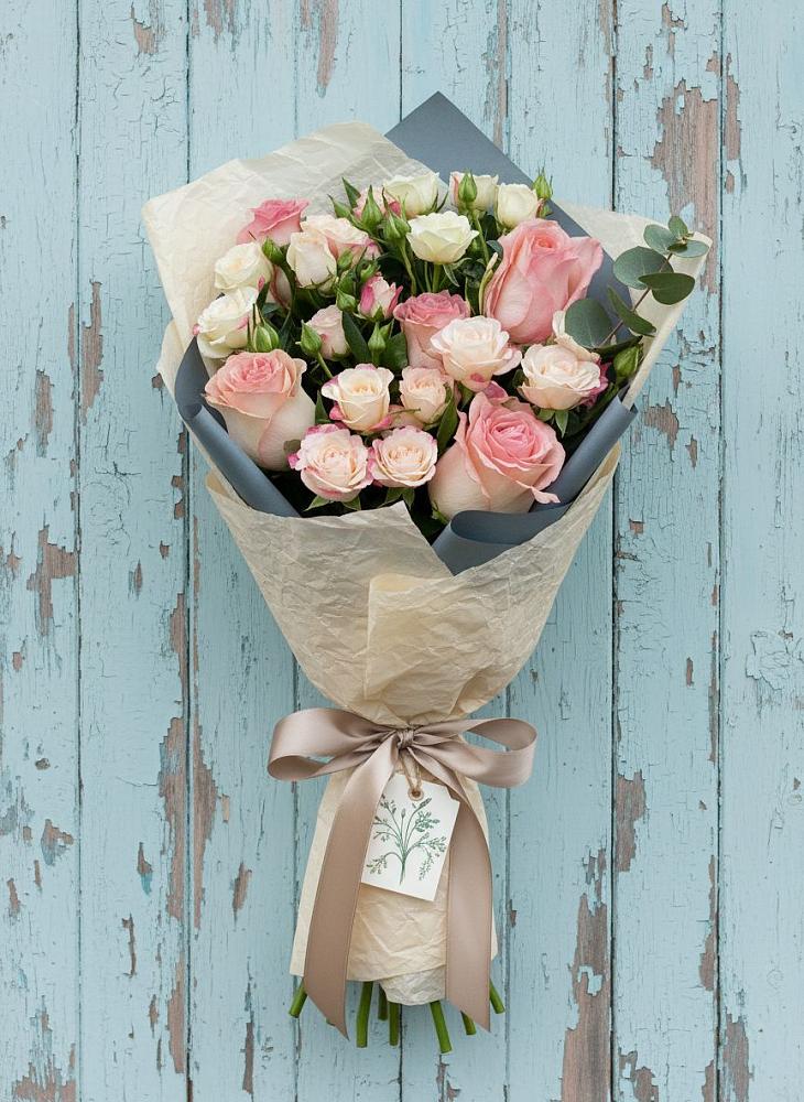 Букет цветов из: Розы в Кольцово Свердловская область