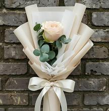 Букет цветов из:  Розы в Кольцово Свердловская область