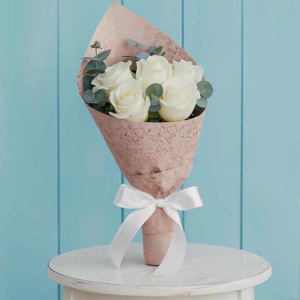 Букет цветов из: Розы в Кольцово Свердловская область