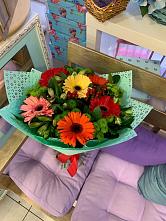 Букет цветов из:  Герберы, Хризантемы и Альстромерии #REPLACE_PRED# Кольцово Свердловская область