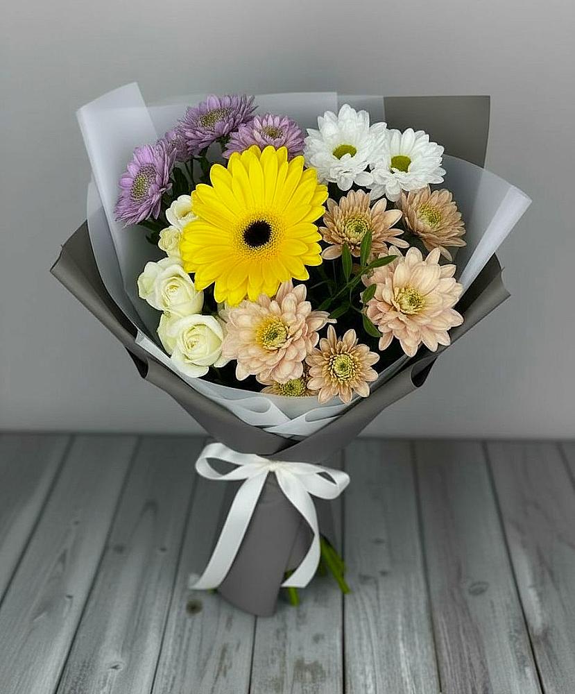 Букет цветов из: Розы, Герберы и Хризантемы в Кольцово Свердловская область