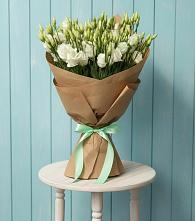 Букет цветов из:  Лизиантусы #REPLACE_PRED# Кольцово Свердловская область