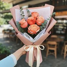 Букет цветов из:  Розы в Кольцово Свердловская область