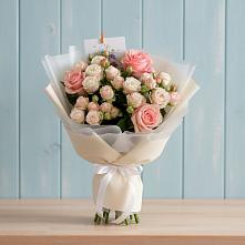 Букет цветов из:  Розы в Кольцово Свердловская область