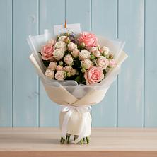 Букет цветов из:  Розы в Кольцово Свердловская область