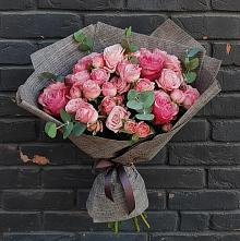 Букет цветов из:  Розы в Кольцово Свердловская область